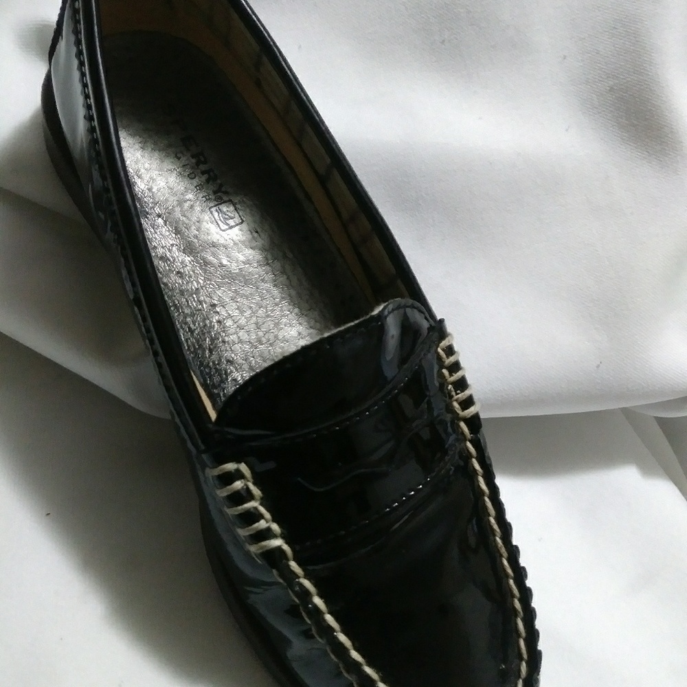 Sperrys womens patent leather black shoes size 8M